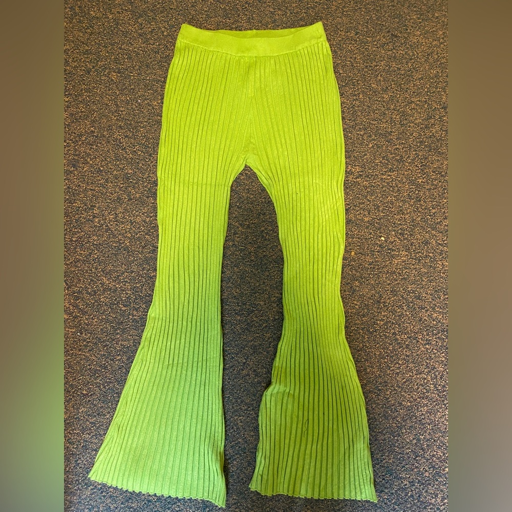 Glassons green stretch flare pants
